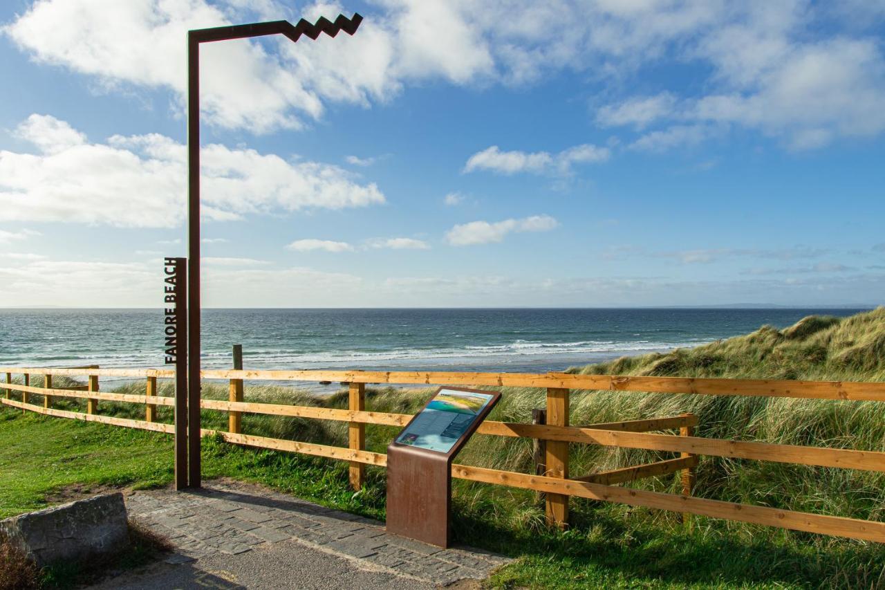 Dolphin Watch Wild Atlantic Way Villa Fanore Exteriör bild